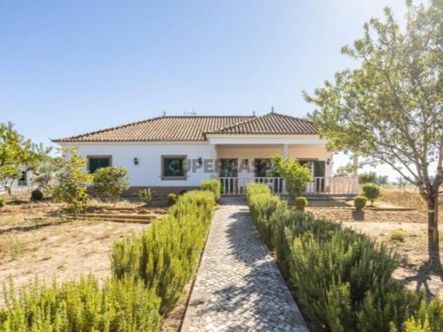 Casa venda em Casais das Amarelas, Azambuja