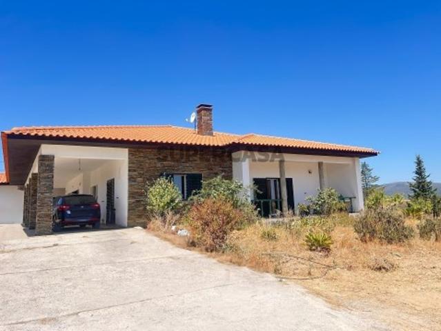 Casa venda em Torre De Moncorvo, Bragança