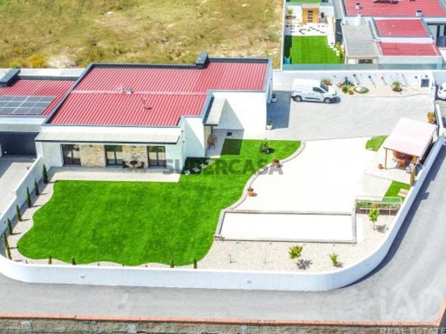 Casa venda em Alcobaça, Leiria