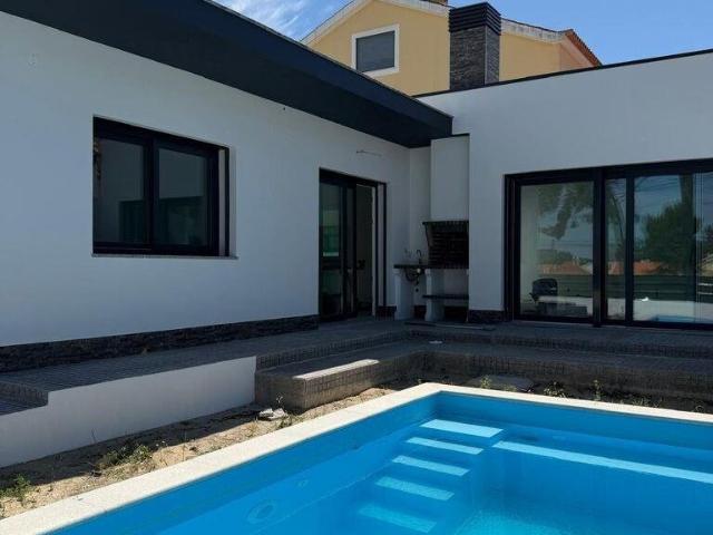 Vivenda venda em Quinta do Conde, Sesimbra