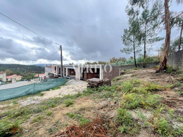 Casa venda em Póvoa De Lanhoso, Braga