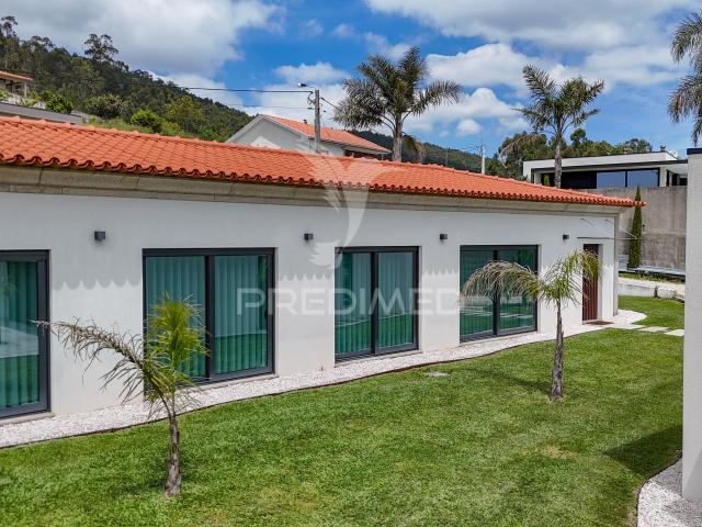 Casa alugar em Sequeade e Bastuço (São João e Santo Estêvão), Arcozelo