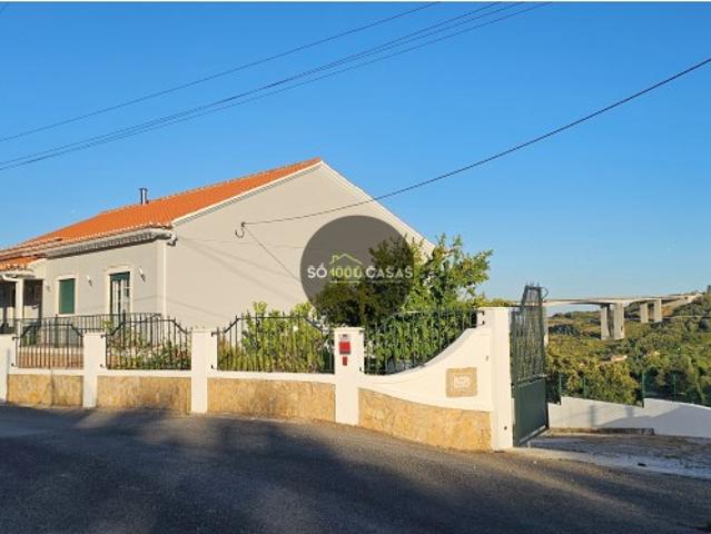 Casa venda em Alhandra