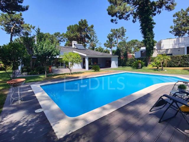 Vivenda venda em Herdade da Aroeira, Almada