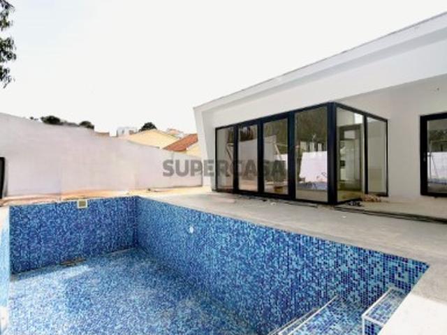 Casa venda em Cova da Piedade, Almada