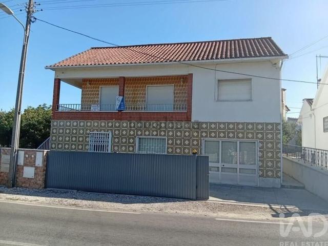 Casa venda em Tomar, Santarém