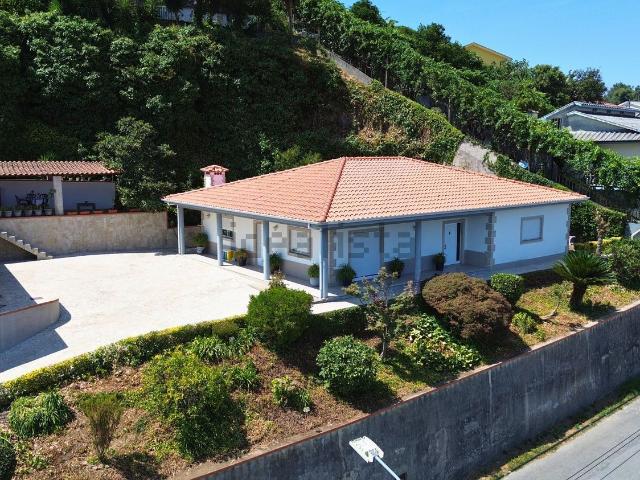 Casa venda em Felgueiras, Porto