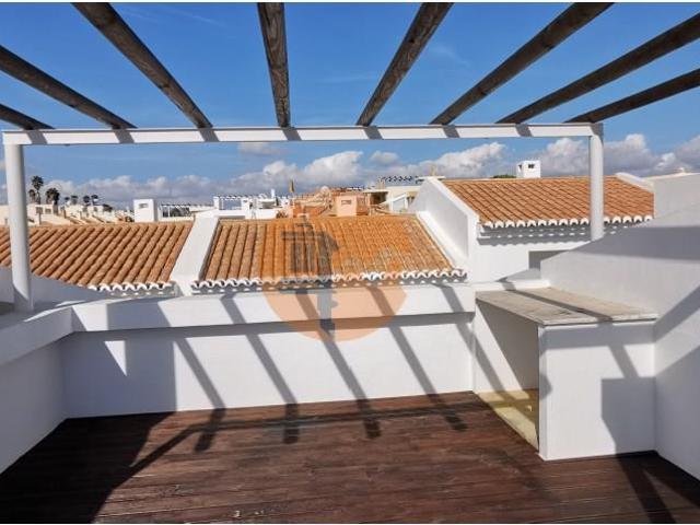 Vivenda venda em Lagoa, Faro