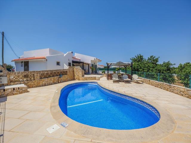Vivenda venda em Guia, Albufeira