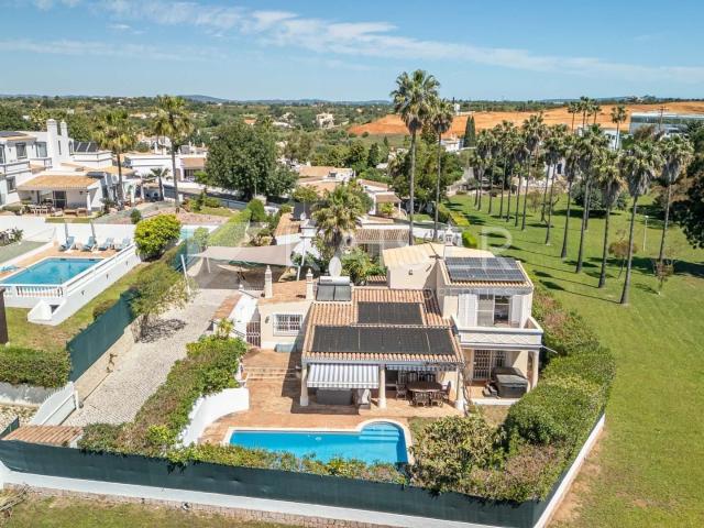 Vivenda venda em Cortelhas, Albufeira