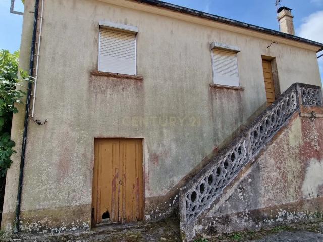 Casa venda em Chamosinhos, Valença