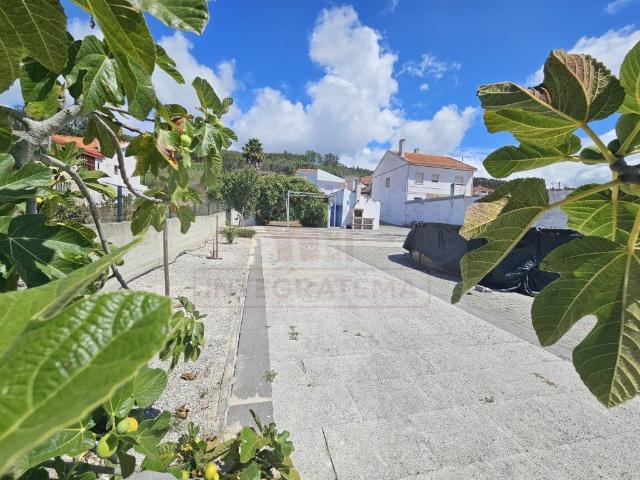 Vivenda venda em Alcobaça, Leiria