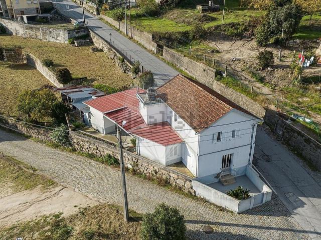 Casa venda em Barral, Amarante