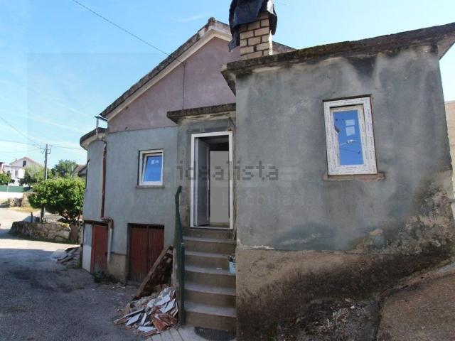 Casa venda em Andorinha, Travanca de Lagos