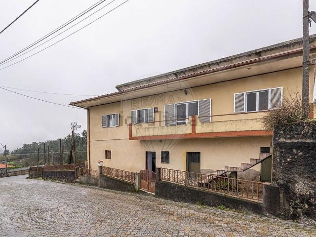 Casa venda em Travassos, Póvoa De Lanhoso