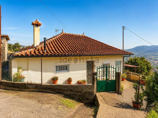 Casa venda em Travassos, Póvoa De Lanhoso