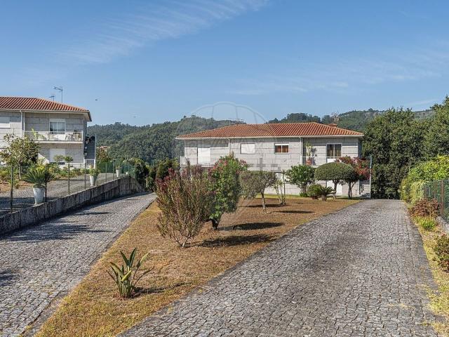 Moradia venda em Travassós, Requeixo