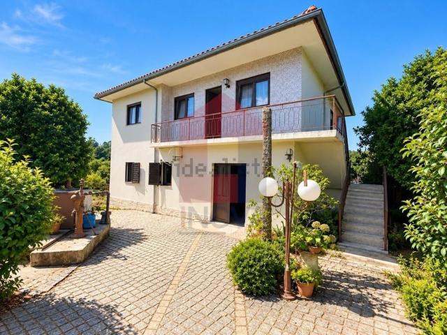 Casa venda em Ucha, Arcozelo