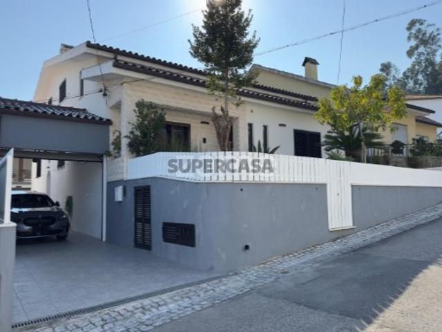 Casa venda em Coimbrã, Vil De Matos