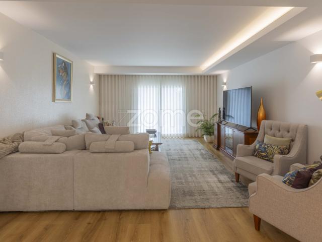 Casa venda em Linda-a-Pastora, Oeiras