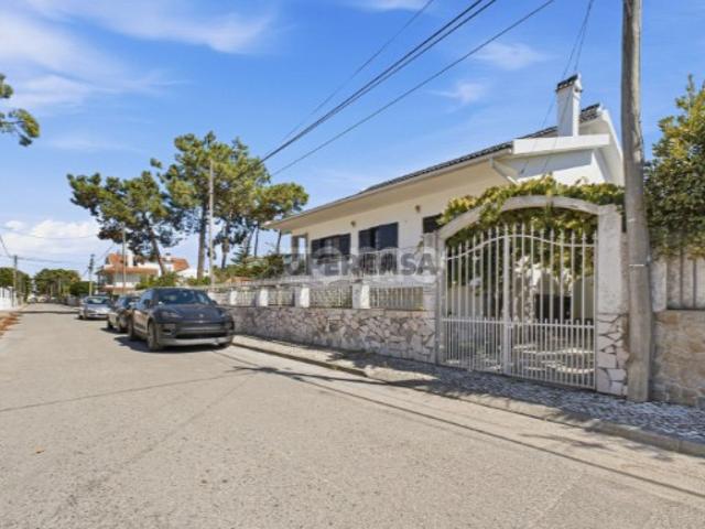 Casa venda em Charneca de Caparica e Sobreda, Almada