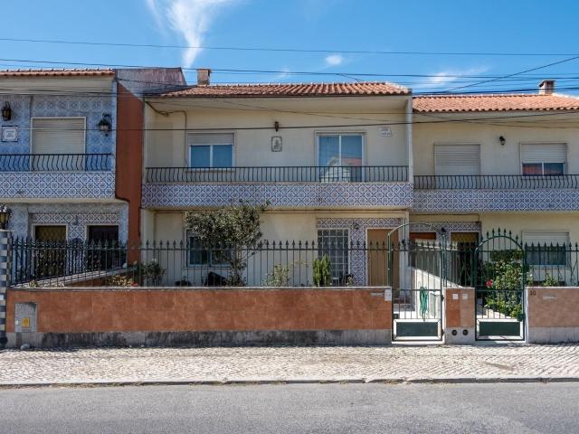 Vivenda venda em Mem Martins, Sintra