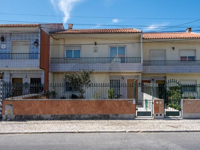 Casa venda em Mem Martins, Sintra