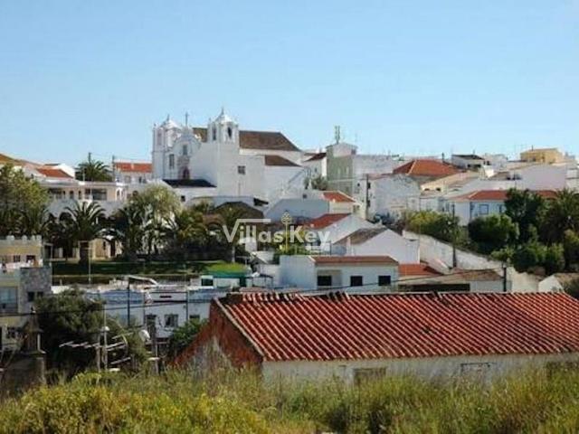 Vivenda venda em Estômbar, Faro