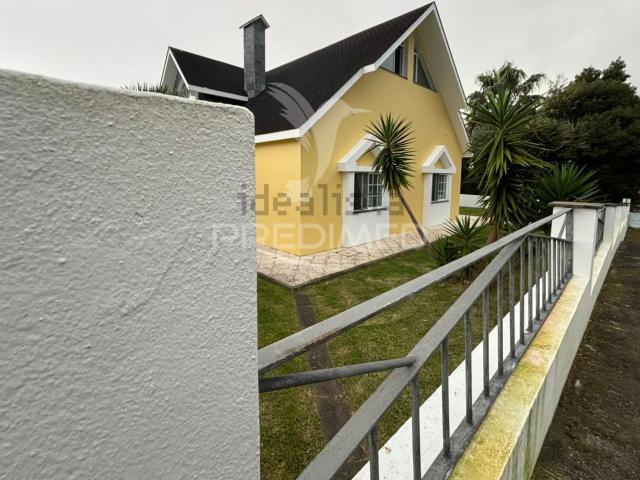 Casa venda em Açores, Velas