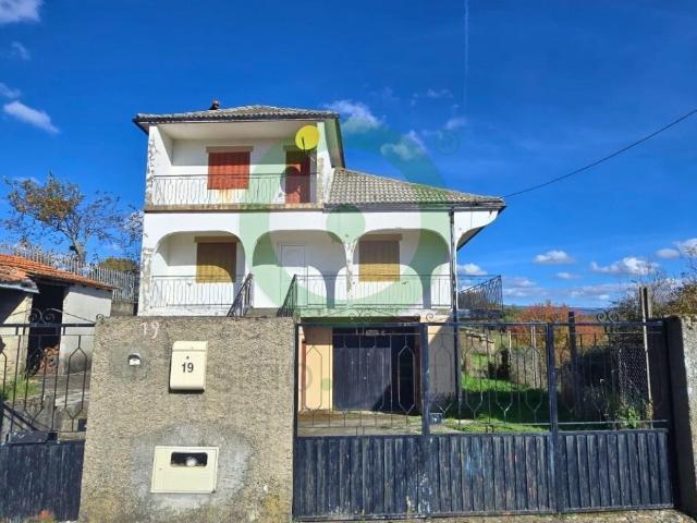 Casa venda em Edroso, Bragança