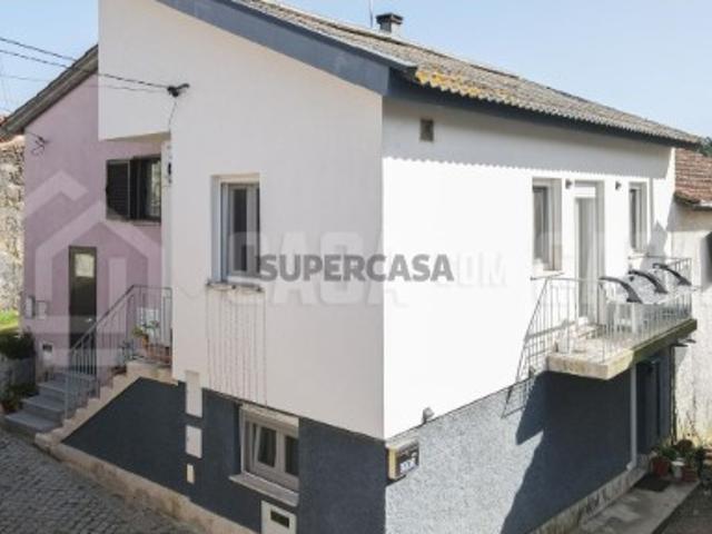 Casa venda em Moure de Carvalhal, Viseu