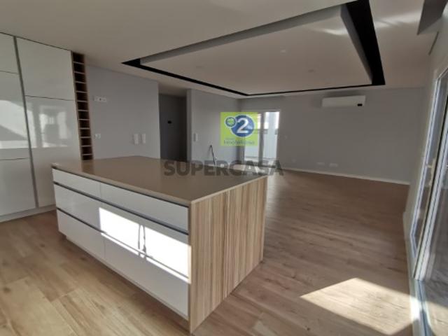 Casa venda em Fernão Ferro, Seixal