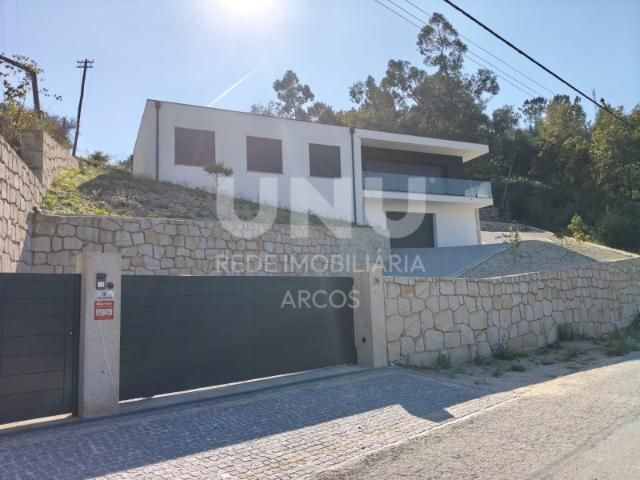 Casa venda em Souto e Tabaçô, Arcos de Valdevez