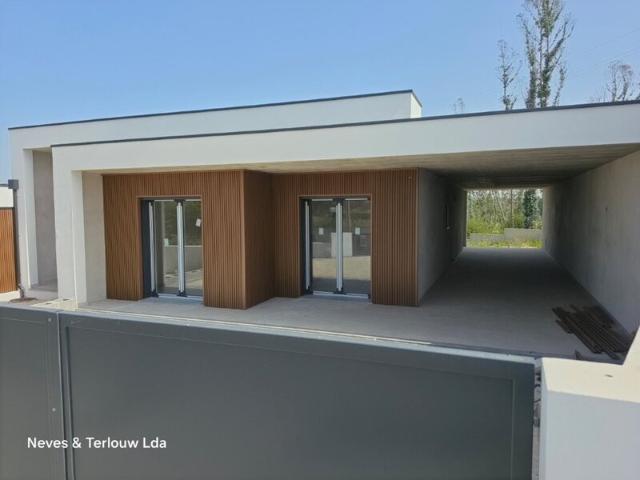 Casa venda em Souto de Carpalhosa, Leiria