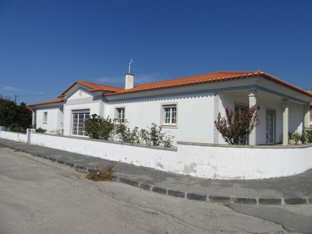 Casa venda em Marinha Grande, Leiria