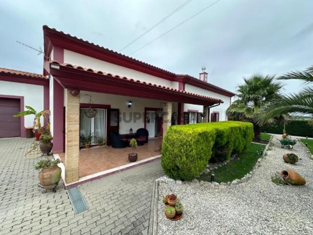 Casa venda em Rio Maior, Santarém