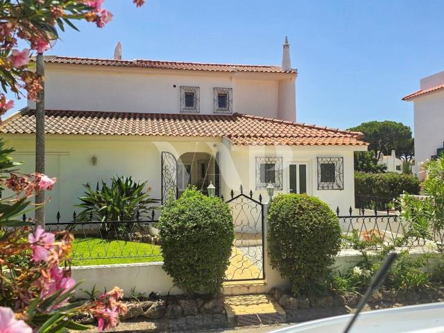 Vivenda venda em Quarteira, Loulé