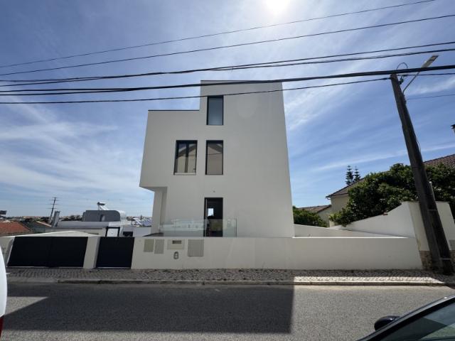 Casa venda em Santa Iria De Azoia, Alto das Eiras