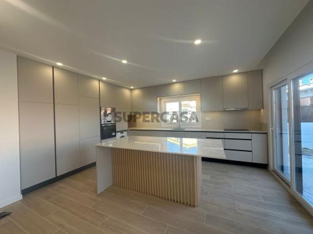 Casa venda em Seixal, Fernão Ferro