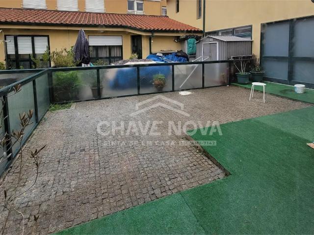 Casa venda em Maia, Gueifães