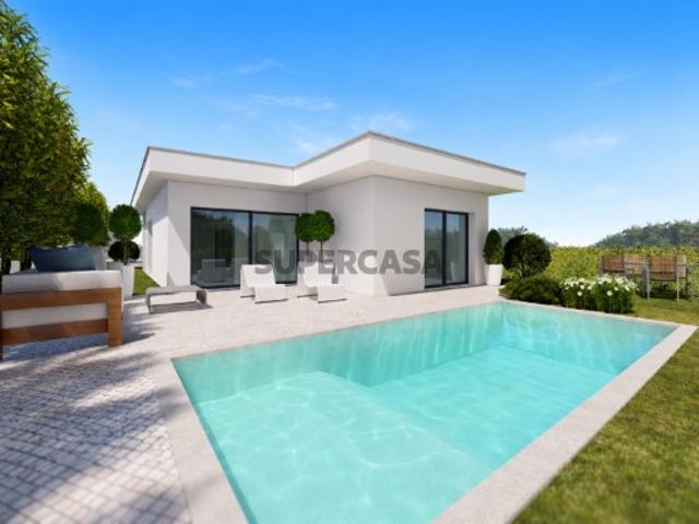 Casa venda em Nadadouro, Caldas da Rainha