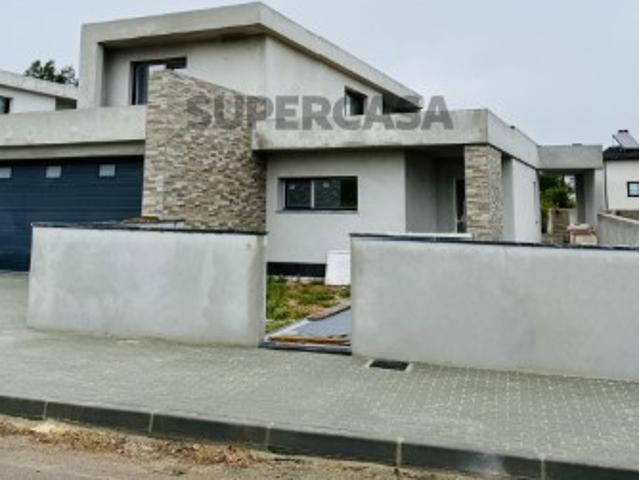 Casa venda em Ourém, Santarém