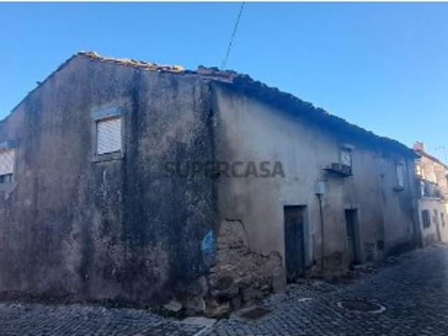 Casa venda em Mogadouro, Bragança