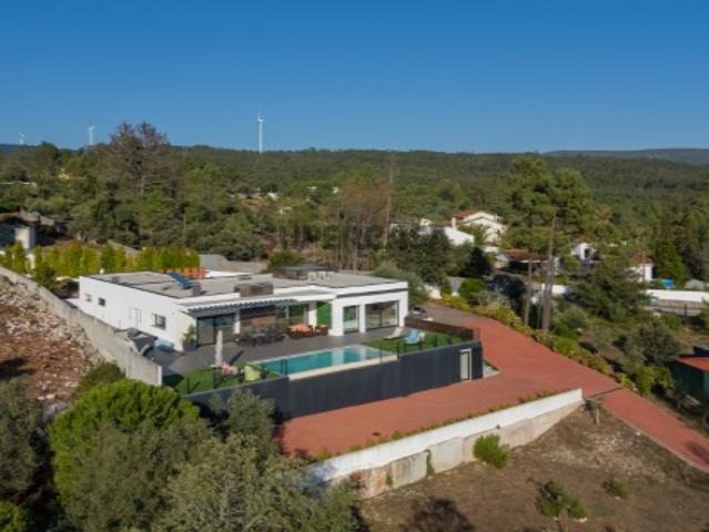 Casa venda em Porto De Mós, Leiria