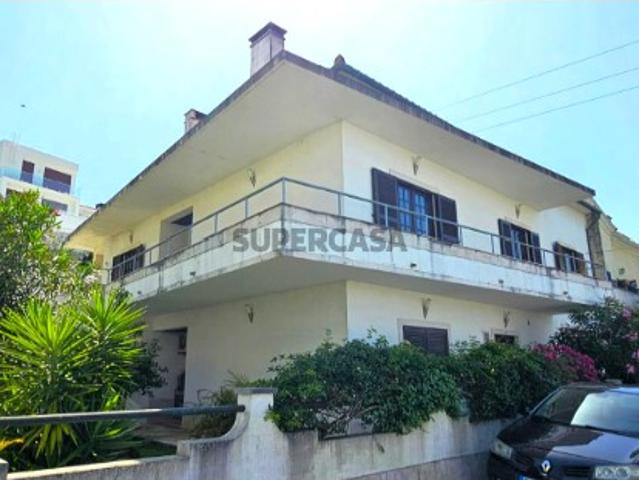 Casa venda em Pinheiro de Loures, Santiago Dos Velhos