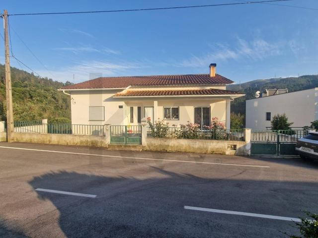 Casa venda em Arganil, Folques