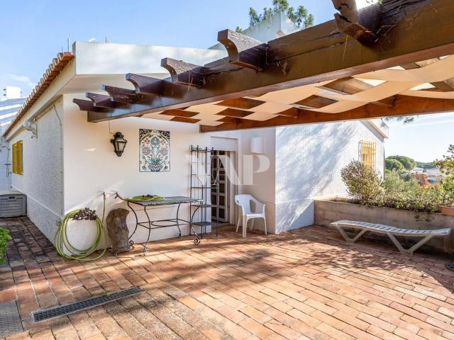 Vivenda venda em Albufeira e Olhos de Água, Albufeira