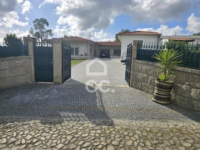 Casa venda em Gomariz, Santo Tirso