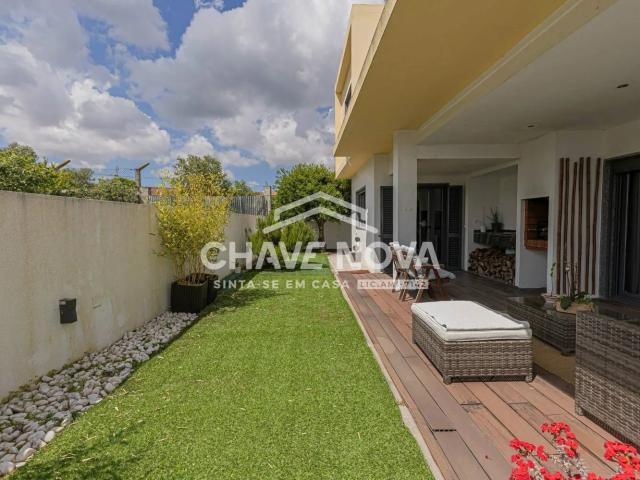 Casa venda em Cidade Sol, Santo António Da Charneca