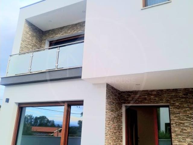 Casa venda em Chaves, Vila Real